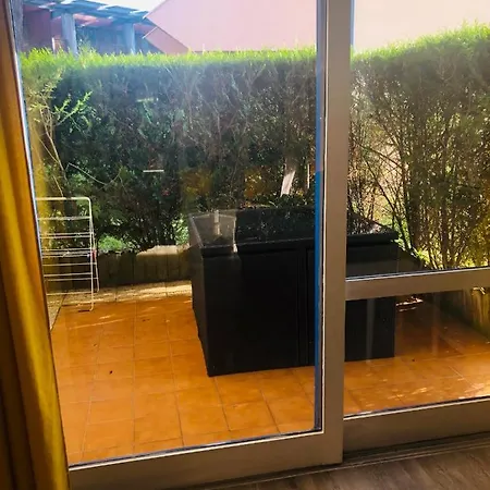 Studio-cabine, Au Calme, A 5 Min A Pied Du Centre Ville Et De La Plage * Andernos-les-Bains